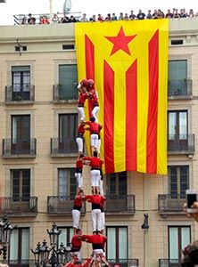 Impressive human towers being built at Merce festival